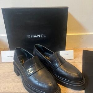 CHANEL Black Quilted Women's Loafers